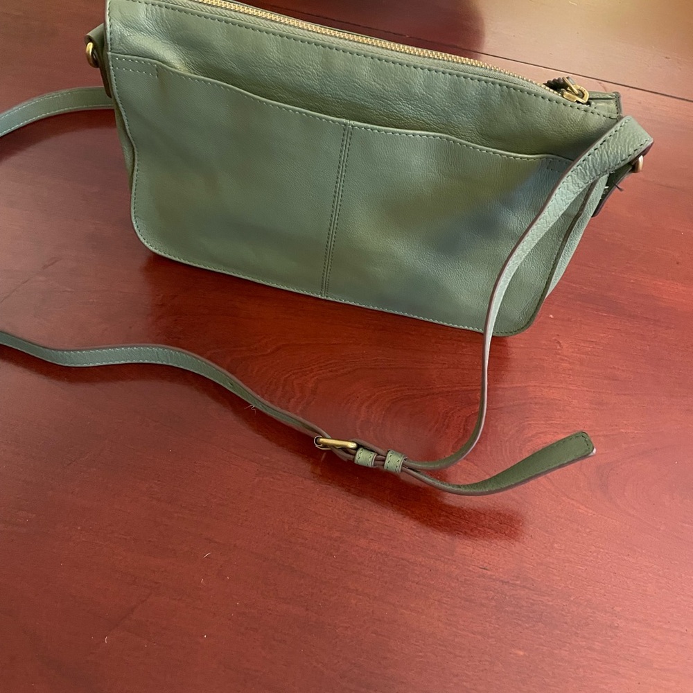Elegant Green Leather Shoulder Bag